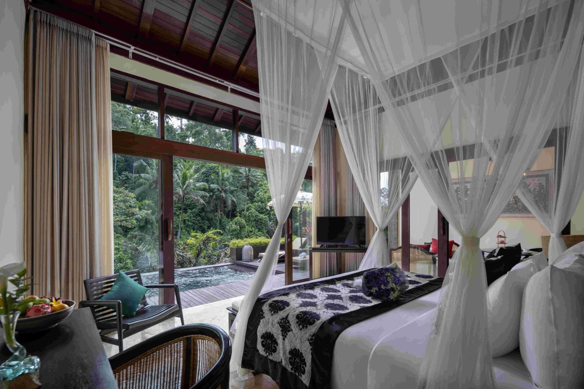 Kayon Jungle View Pool Villas